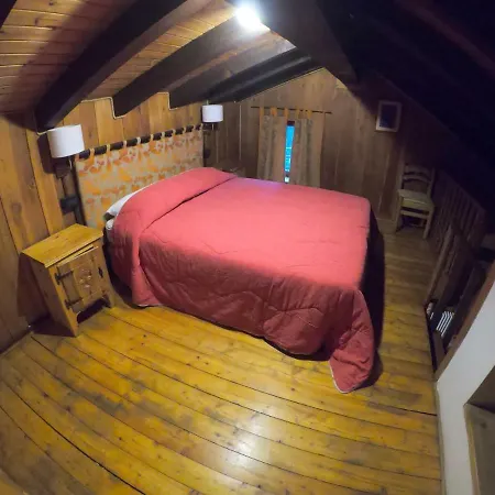 La Baita Di Apartment *